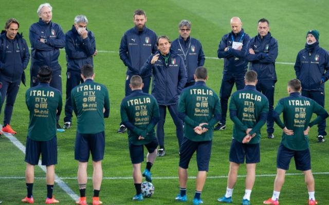 1692155504980074806.jpg nazionale-staff.jpg